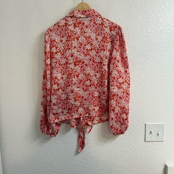 Eclair Blouse Floral Tie Front Button Down Satin Long Sleeve Red Pink Size Large - Picture 2 of 4